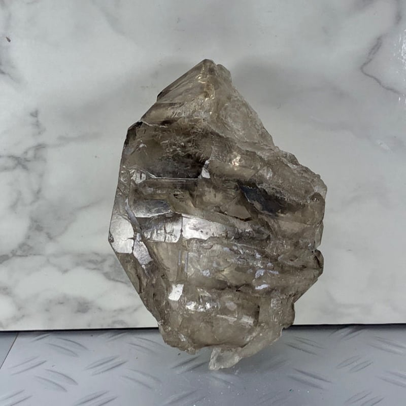 骸骨水晶・エレスチャルクォーツ結晶378g | へし屋オンラインストア