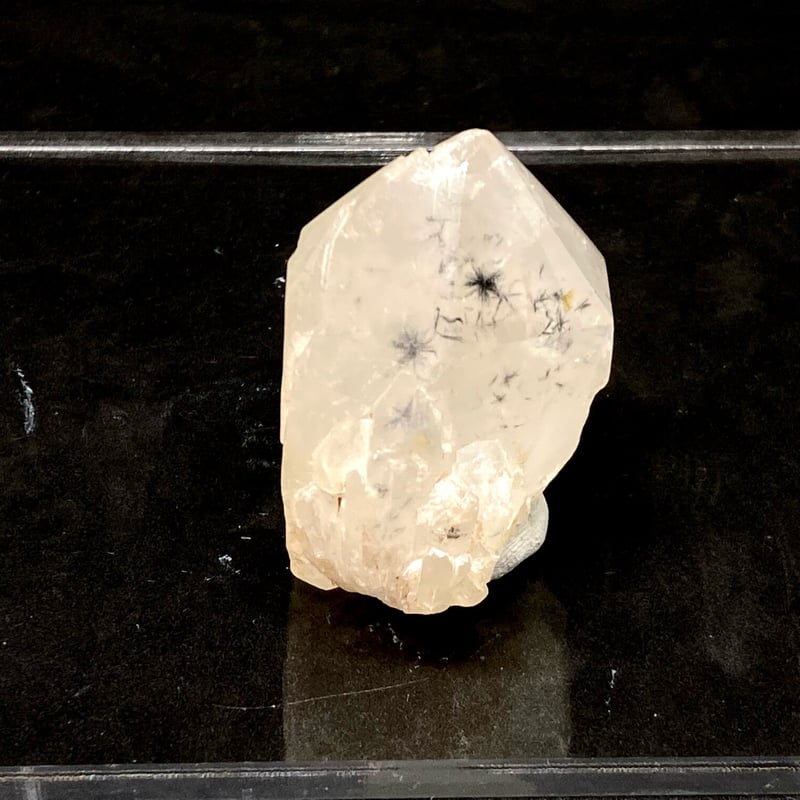 星入り水晶！】ホランダイト・イン・クォーツ原石【②39.51g