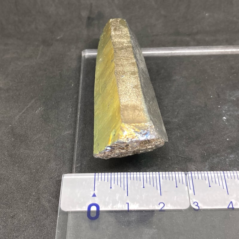 虹色光沢！】アメリカ・アーカンソー州産オーロラ水晶一本剣【47.27g