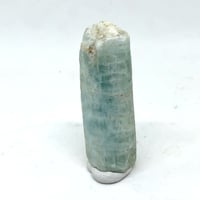 母岩付き大粒結晶！】ユークレース・グリーンカラード母岩付き結晶