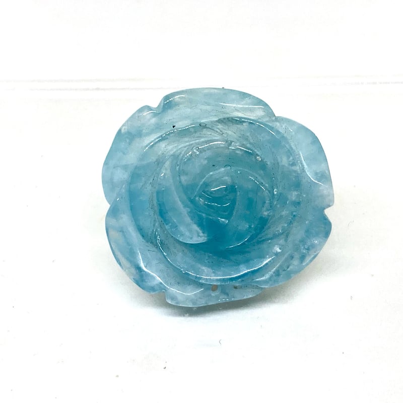 高品質潤艶アクアマリン薔薇彫り☓希少アクアマリンヘマタイト共生デザブレ 青いバラ！】アクアマリン・ローズカットペンダントトップ【20.50g