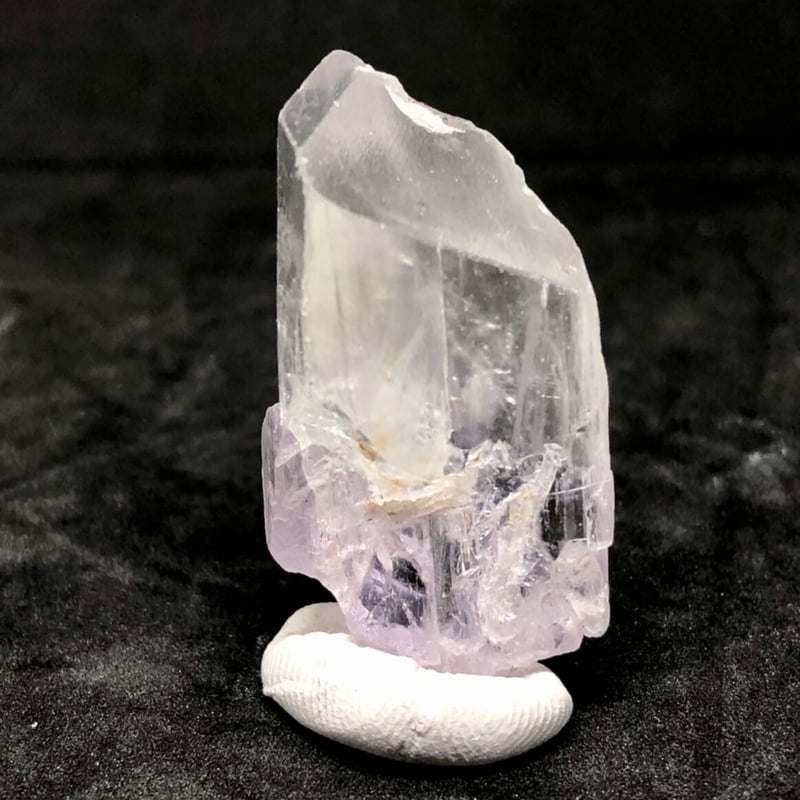 激レア！バイカラークンツァイトヒデナイト・結晶【45.15ct