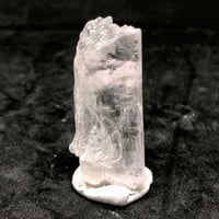 激レア！バイカラークンツァイトヒデナイト・結晶【53.80ct】 | へし屋