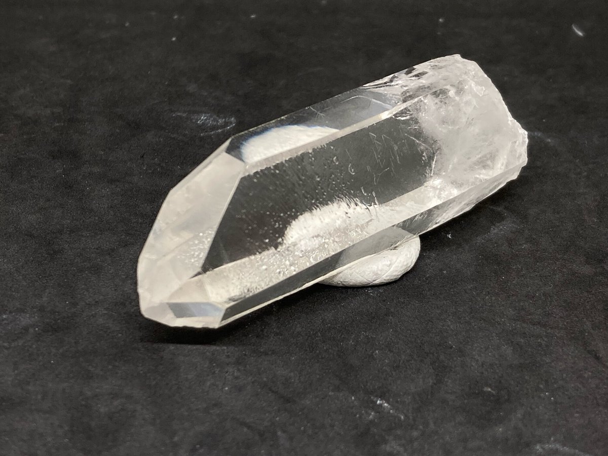 透明度100%の少し分け有りの水晶です。 超絶美麗透明感！】ゼガ・デ・ソウザ鉱山産水晶・単結晶【⑤37