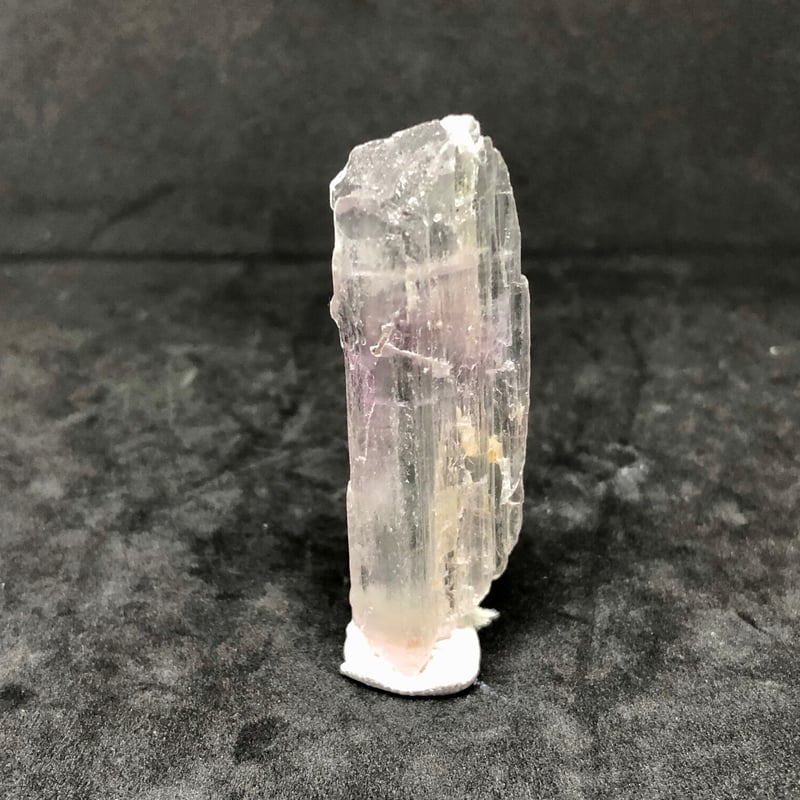 激レア!バイカラークンツァイトヒデナイト・結晶【53.80ct 激レア!バイカラークンツァイトヒデナイト・結晶【53.80ct