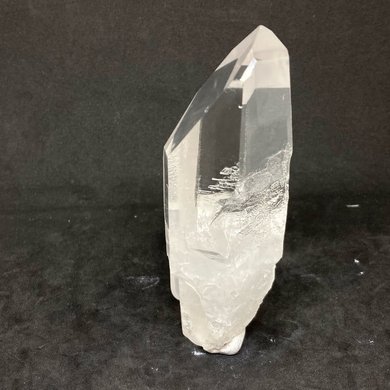 超絶美麗透明感！】ゼガ・デ・ソウザ鉱山産水晶・特大単結晶【⑦103