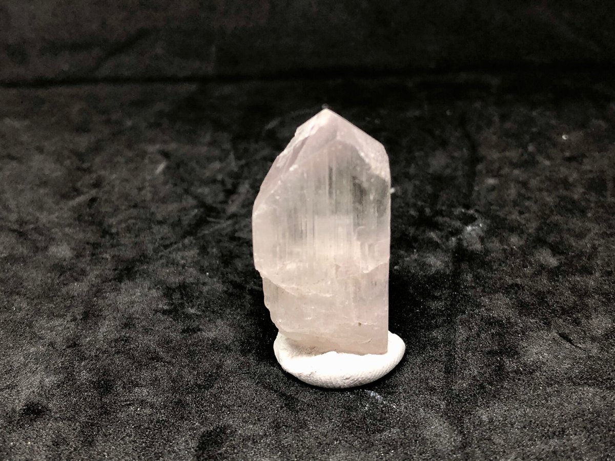 強蛍光ヒデナイト・高透明度結晶【45.30ct】 | へし屋オンラインストア