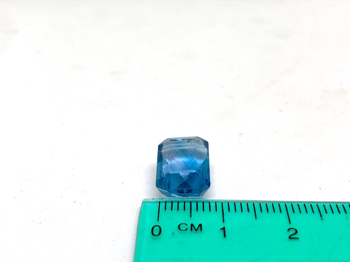 ロンドンブルーフローライト・エメラルドカットルース【7.25ct】 | へ 