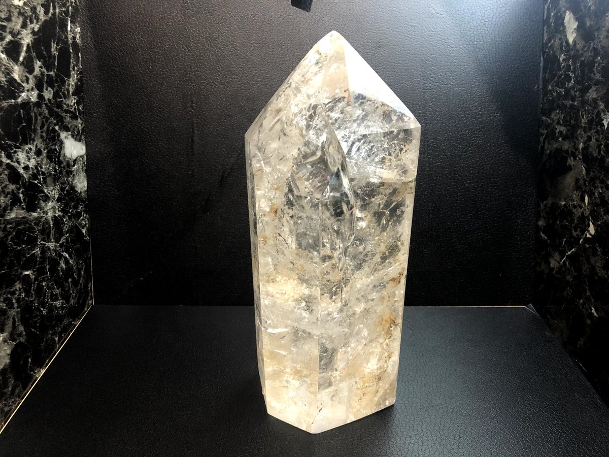 天然水晶(ブラジル産)巨大ポイント290mm・3.5kg | へし屋 天然水晶(ブラジル産)巨大ポイント290mm・3.5kg | へし屋