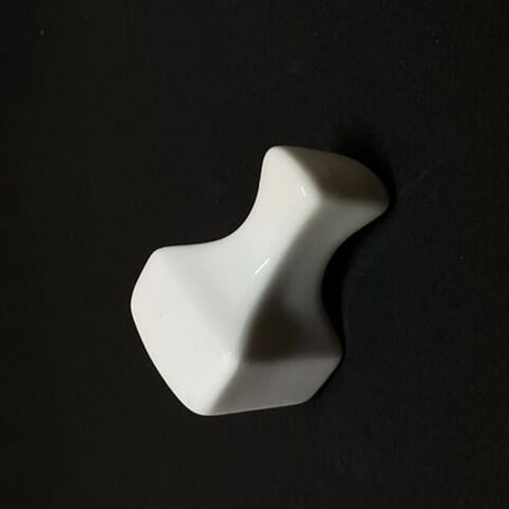 角乳棒(磁器)