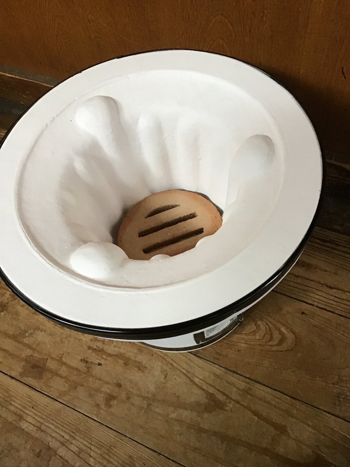 七竈（ナナカマド）【現品発送】管理70786 山口陶器店 天然珪藻土岩切り出しかまどの通販 ＜ 【山口陶器店】縁起