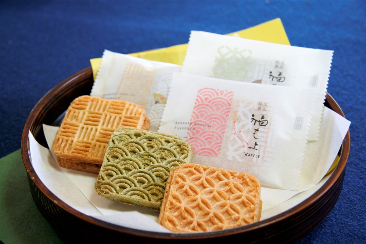 さくさくワッフル「福もよ」36個入 | 菓匠文楽