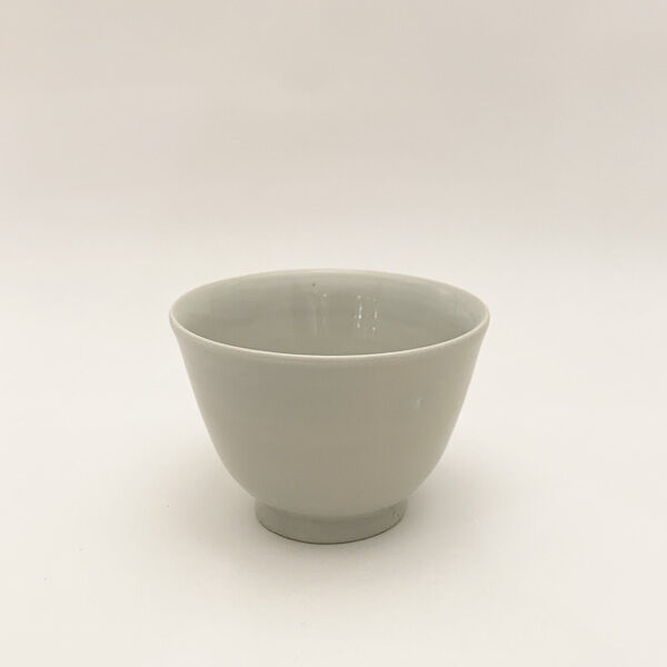 森岡由利子 白磁湯呑 小 [my_cp46a] | 菜の花暮らしの道具店 online store