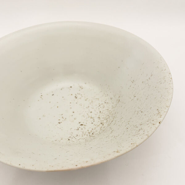 森岡由利子 白磁面取深鉢 [my_ds59] | 菜の花暮らしの道具店 online store