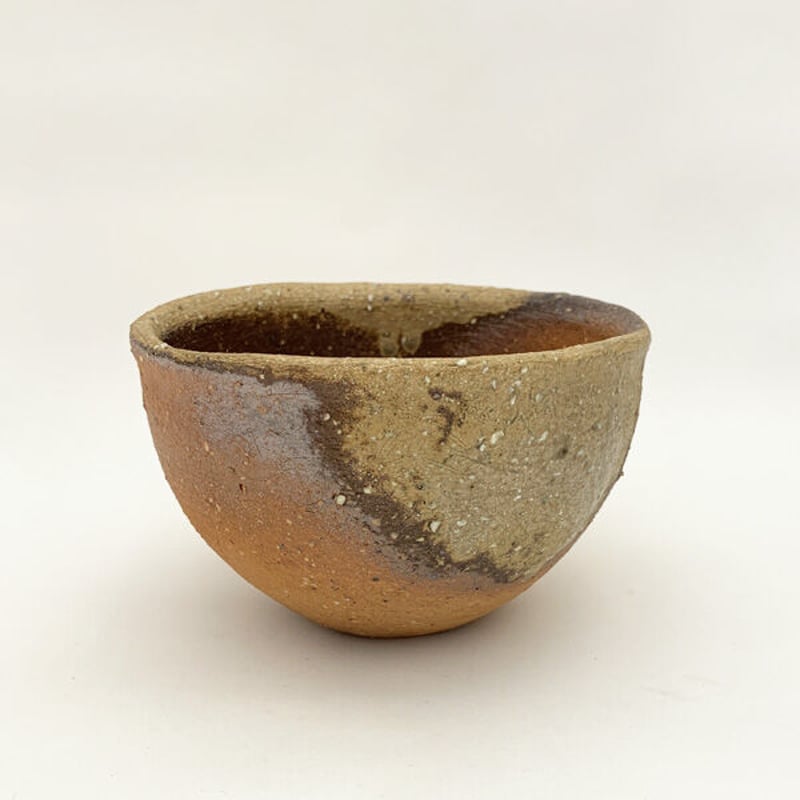 森岡成好 作 「碗」