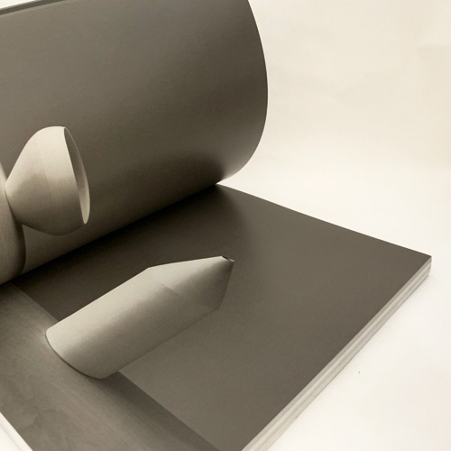 黒田泰蔵 作品集 「白磁」[nh_bk02] | 菜の花暮らしの道具店 online store