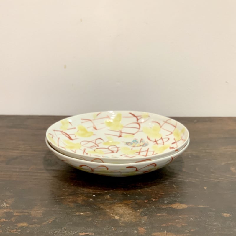 赤地 健 黄三つ葉鳥文6寸皿 [ak_exf58] | 菜の花暮らしの道具店 online