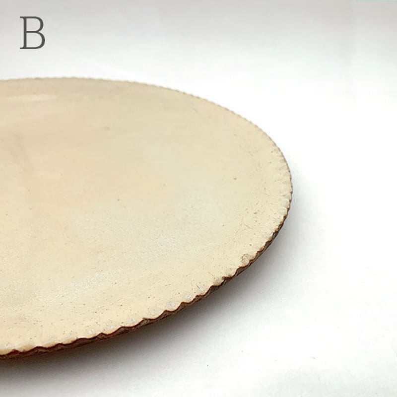 山田洋次 軟陶ホワイト丸皿（大） [yy_ex19 ] | 菜の花暮らしの