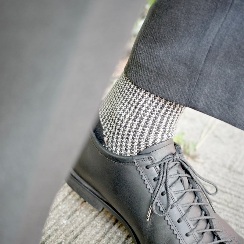 AMIGAMI ロングホーズソックス 千鳥［美濃和紙］（25〜27.5cm） | 東洋繊維