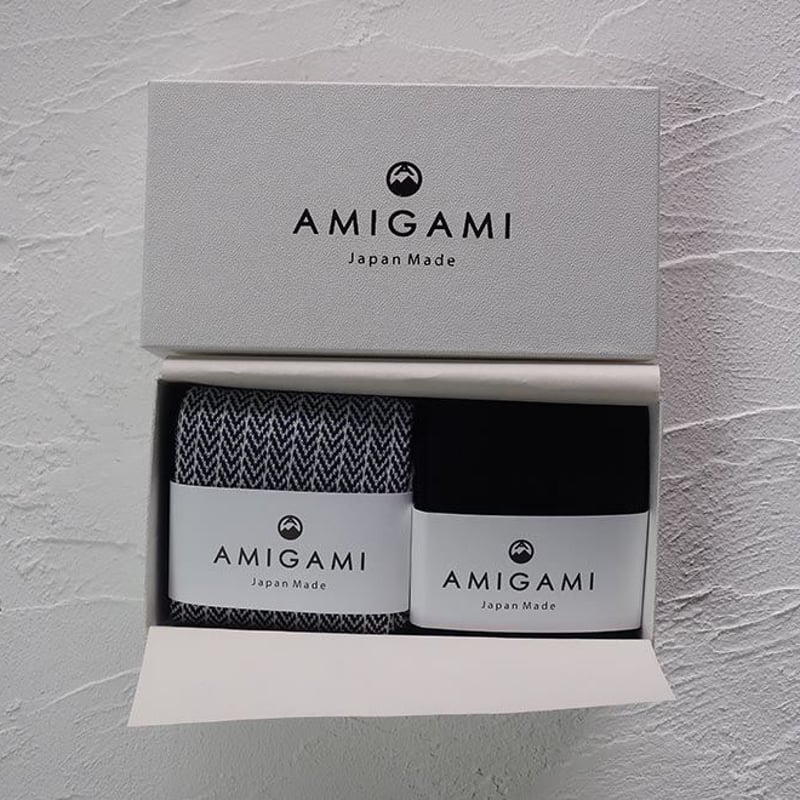 AMIGAMIギフトボックス×NAVYリボン［靴下2足用］ | 東洋繊維