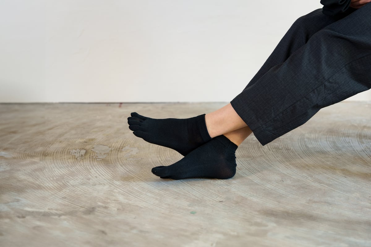 AMIGAMI ユニセックス 5本指ショートソックス［美濃和紙］ | 東洋繊維