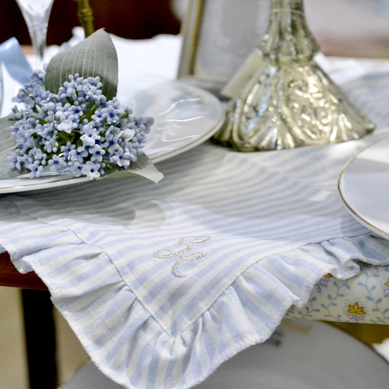 Original Logo Frill Linen Lunch Mat | OctaHotel