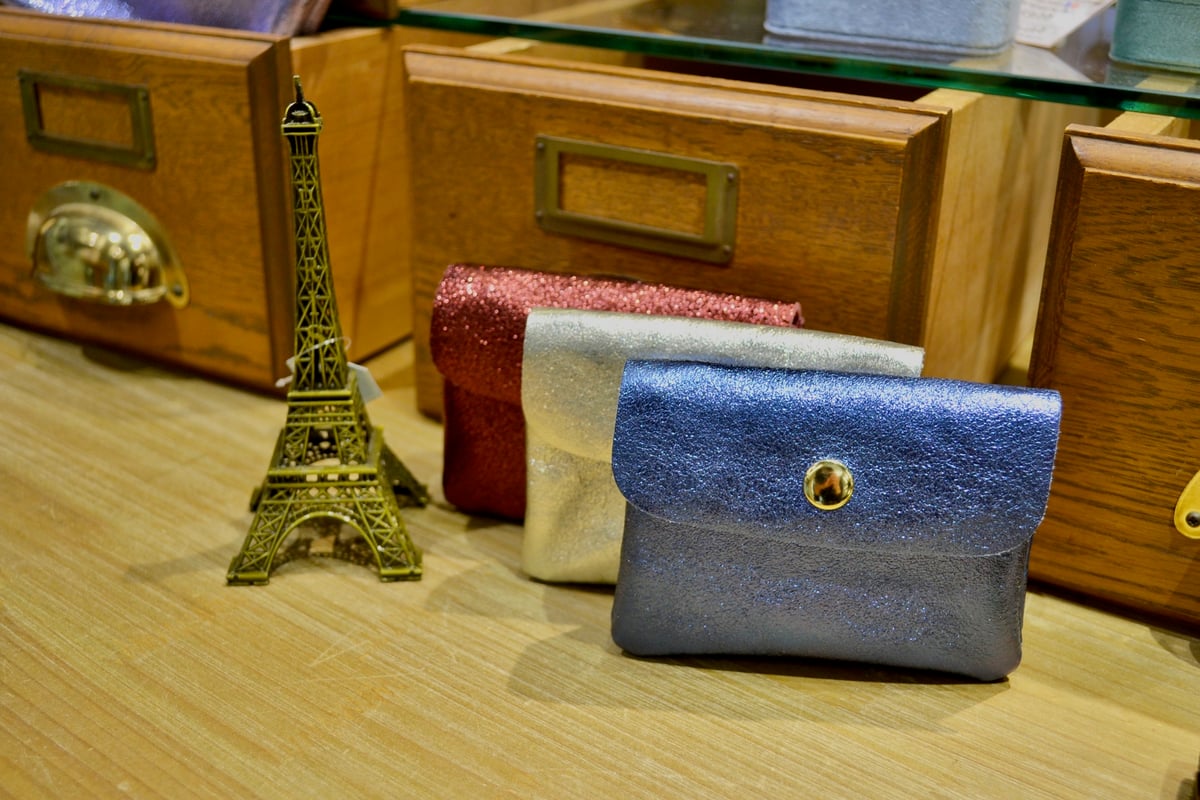 数量限定入荷】Zipper Mini Leather Wallet | OctaHotel