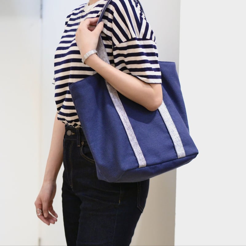 Navy canvas best sale tote bag