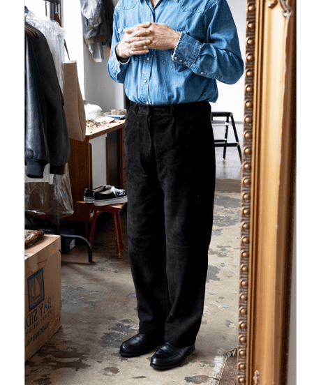 A.M LONDON　GOAT SKIN SUEDE 1-TUCK TROUSERS