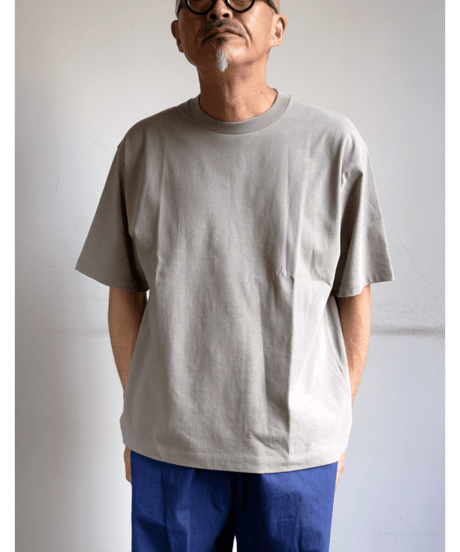 ATON　FRESCA PLATE LOOSE FIT T-SHIRT