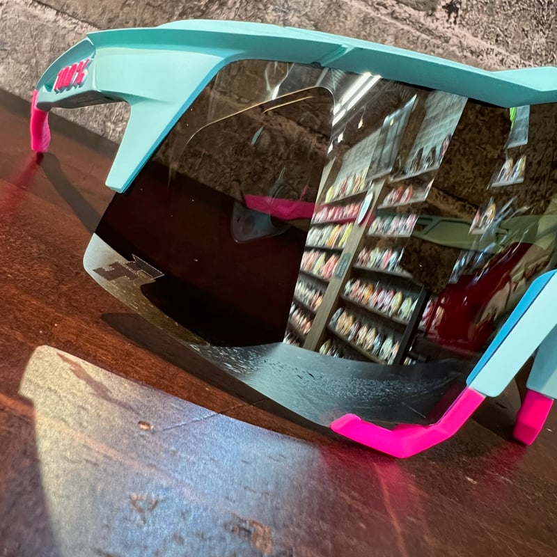 100%(ワンハンドレッド) 限定サングラス フェルナンド・タティスJr