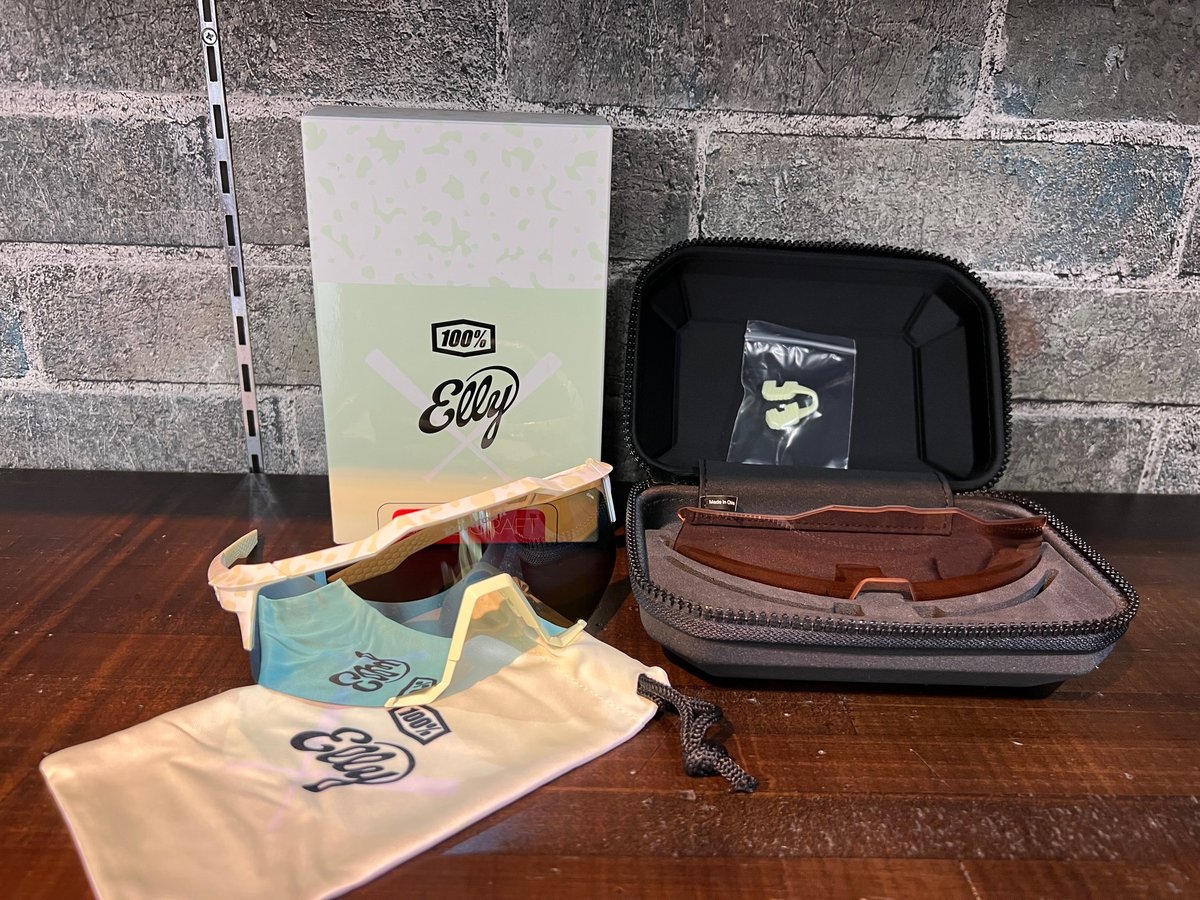 100%(ワンハンドレッド) 限定サングラス エリー・デラクルーズモデル