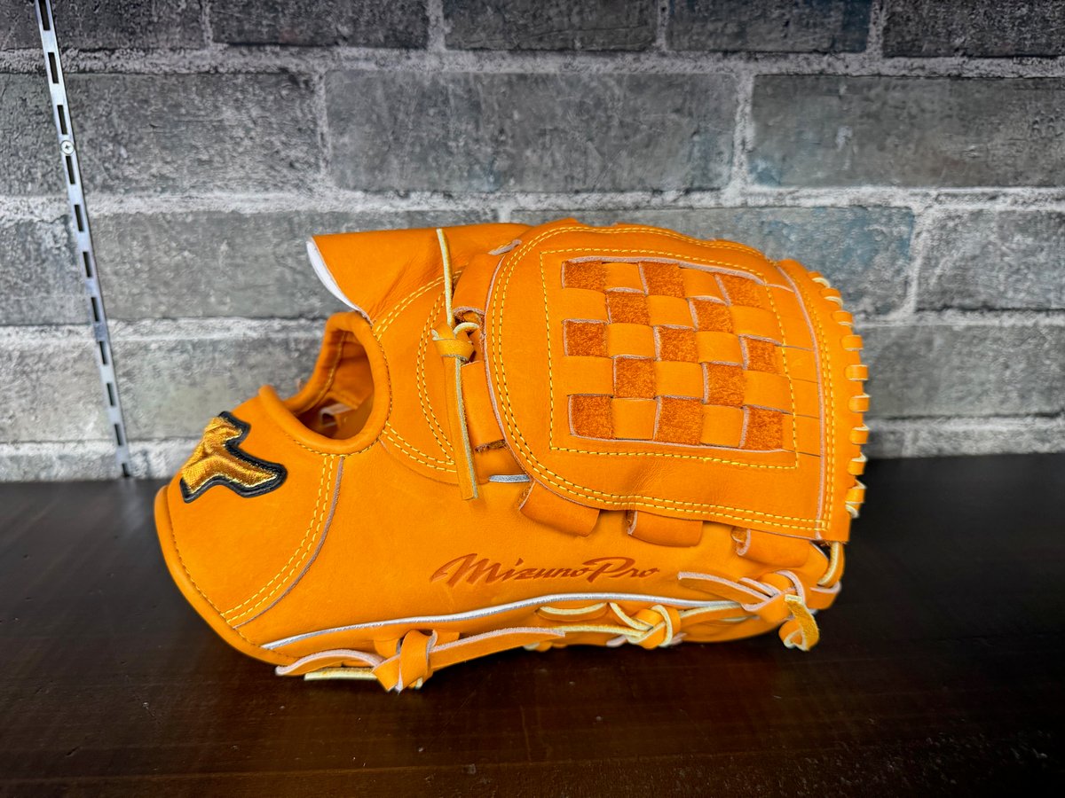 ミズノプロ 硬式用グラブ 岸本マイスター監修モデル 投手用 | MIZUNO