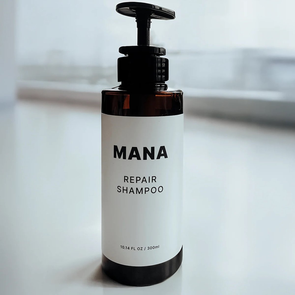 今話題の補修持続型 MANA リペア シャンプー（300ml） | LUZ beauty shop