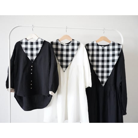 reversible triangle collar  (2610)