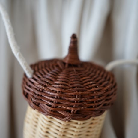 acorn basket pochette  (1457)