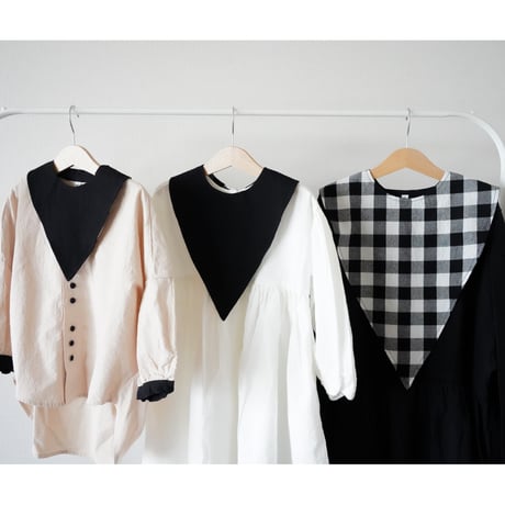 reversible triangle collar  (2610)