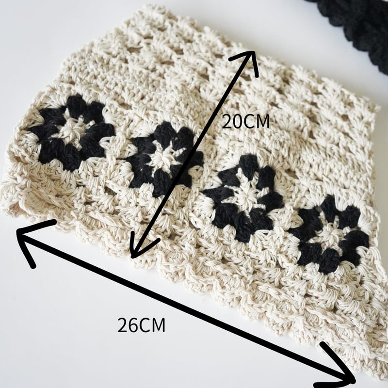 monokuro flower crochet bonnet (2571) | nikomake