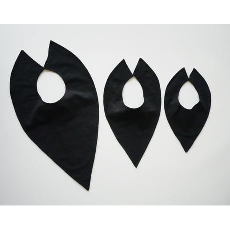 reversible triangle collar  (2610)