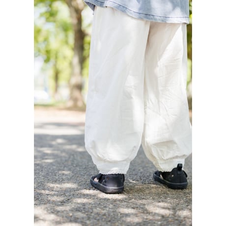 Cotton Balloon Pants with Lace Hem (2630)