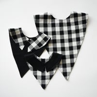 reversible triangle collar  (2610)