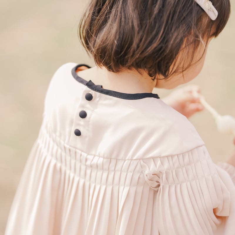 harenohi pin tuck one-piece 