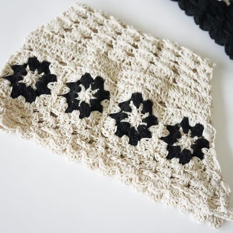 monokuro flower crochet bonnet (2571)