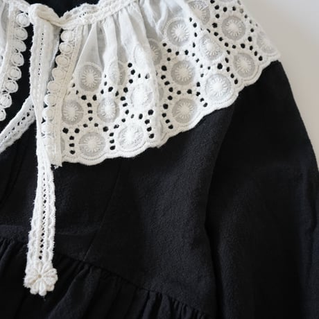 total lace circle cape (2561)
