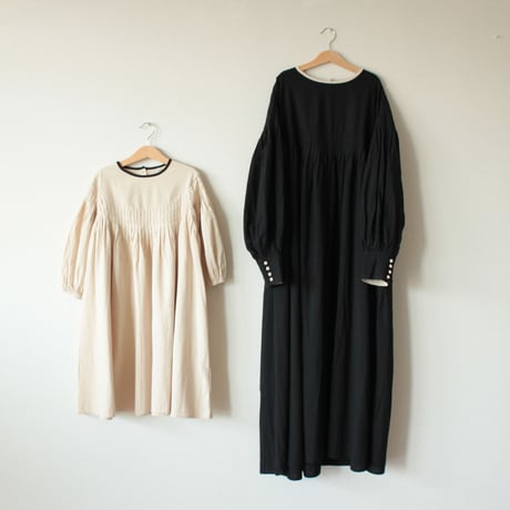 pin tuck niko one-piece  "Kidsサイズ” (2583)
