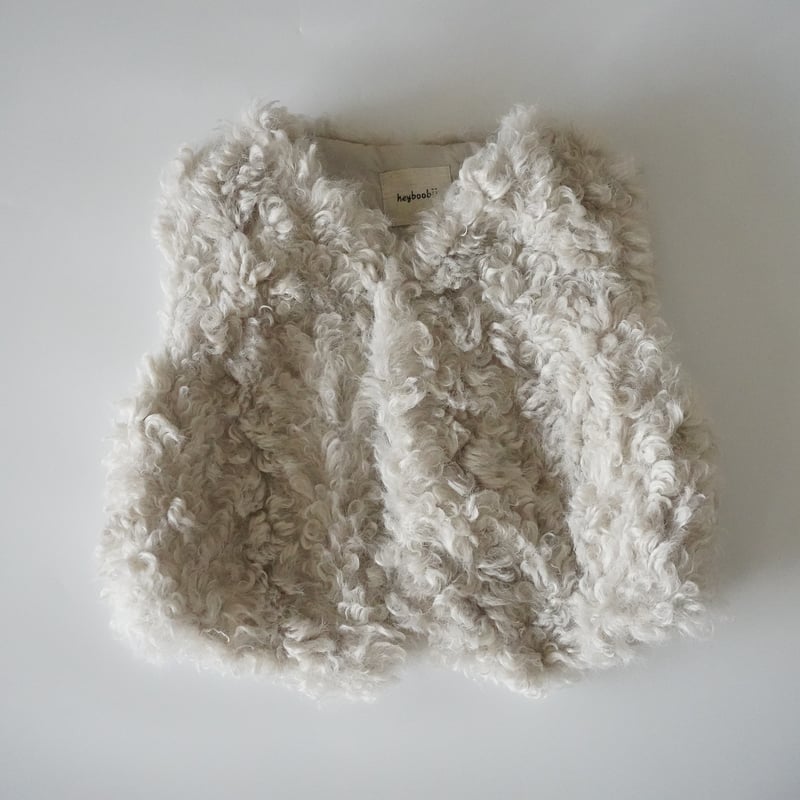 sheep fur vest (2578) | nikomake