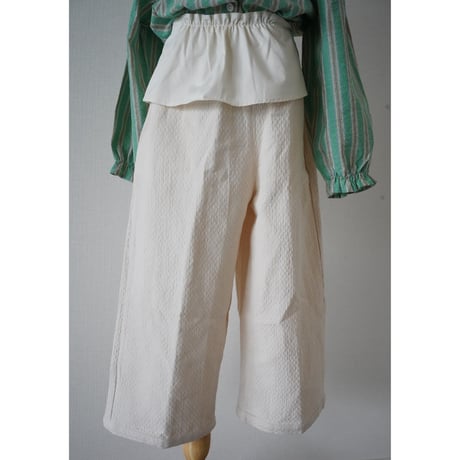 Ruffled pants (2515)