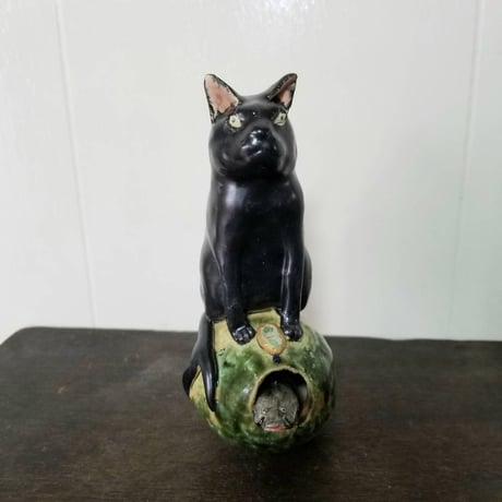 相場るい児「鯰と猫又（黒）」