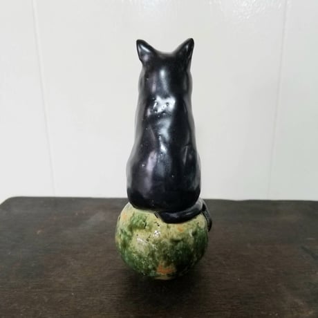 相場るい児「鯰と猫又（黒）」