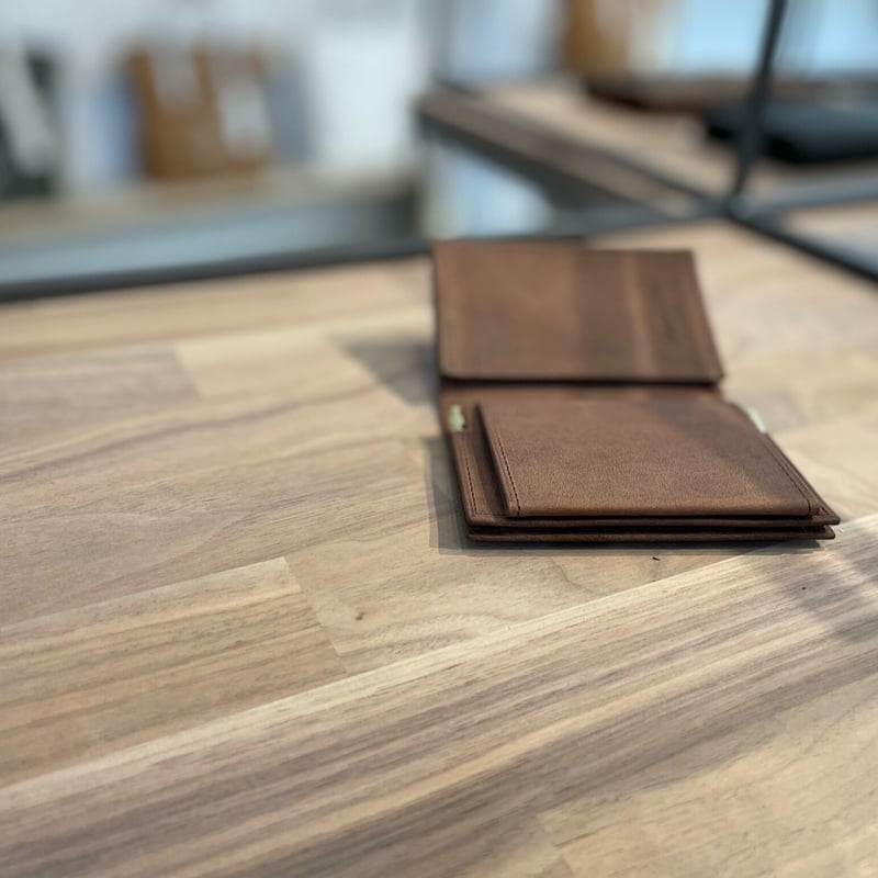 【新品・未使用】SHINARI　シナリ　革製 インク＆ペントレイ 未使用】SHINARI シナリ 革製 インク＆ペントレイ 未使用